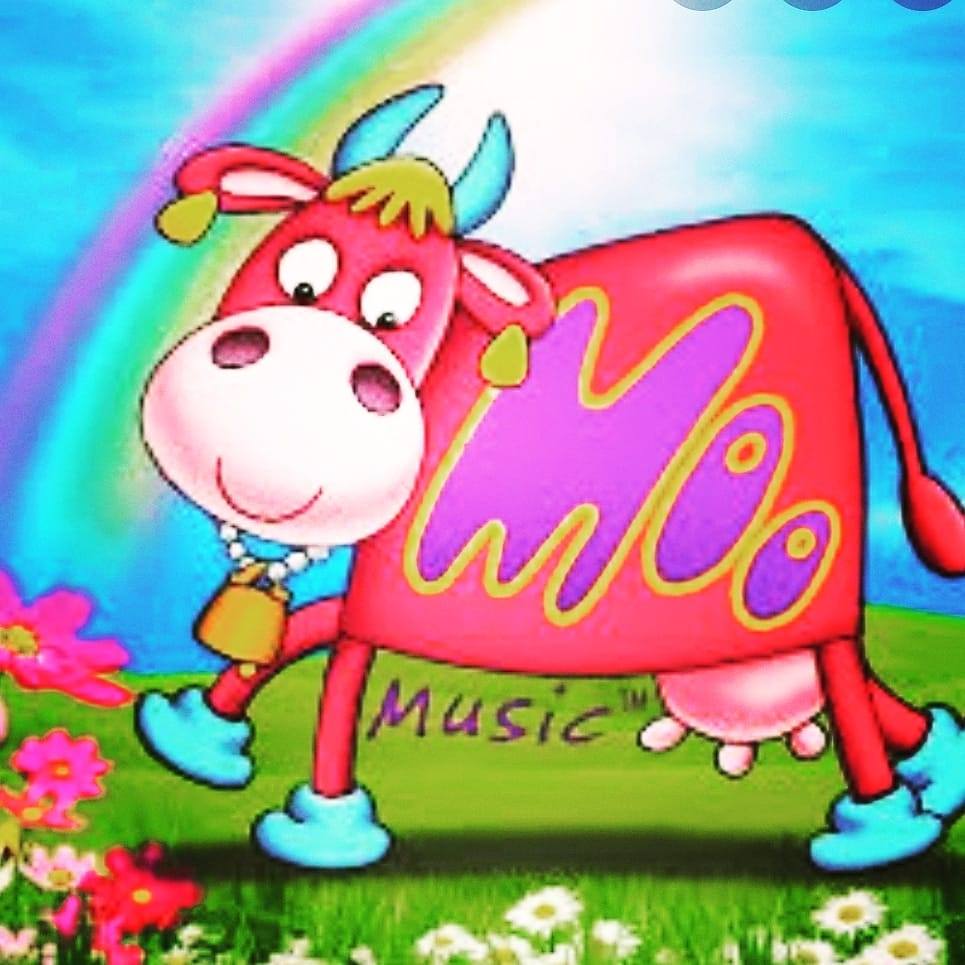 Moo Music Stratford plus Hatton, Wellesbourne and Kineton 's logo