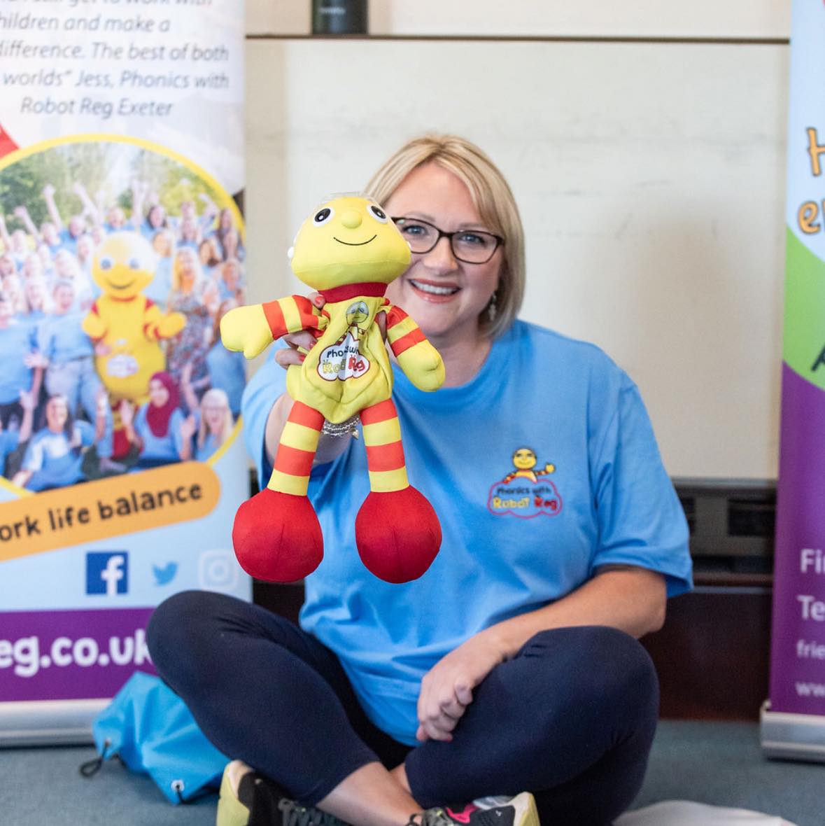 Phonics with Robot Reg Ashbourne and Uttoxeter's logo